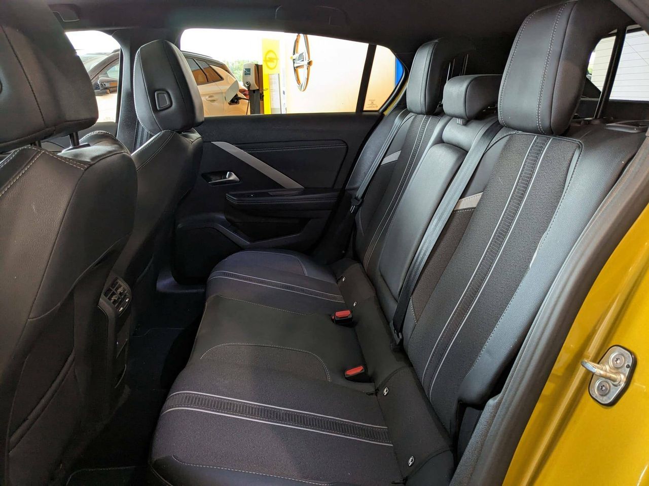 opel astra 2023 / foto grande (2)