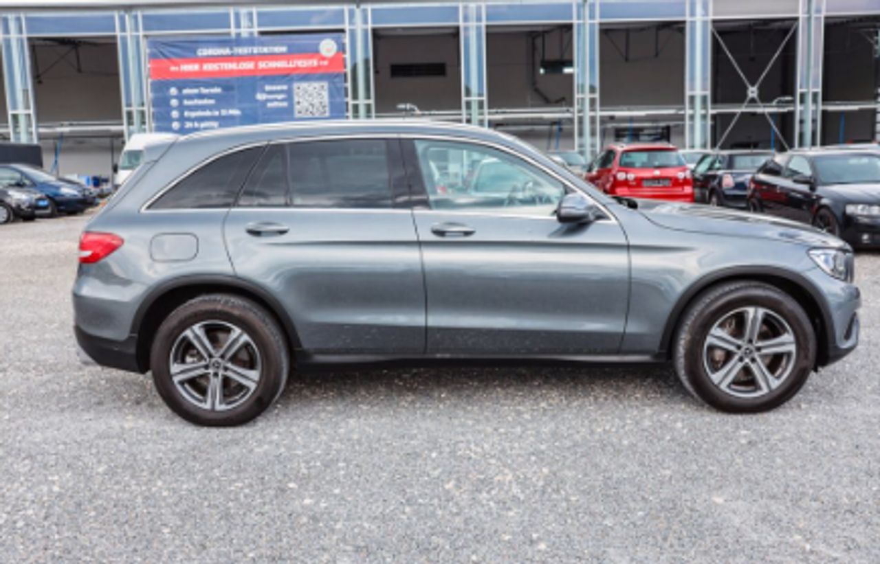 mercedes glc 2017 / foto grande (2)