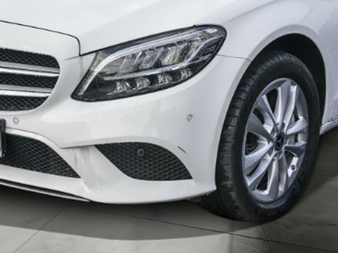 mercedes clase c 2018 / foto grande (3)