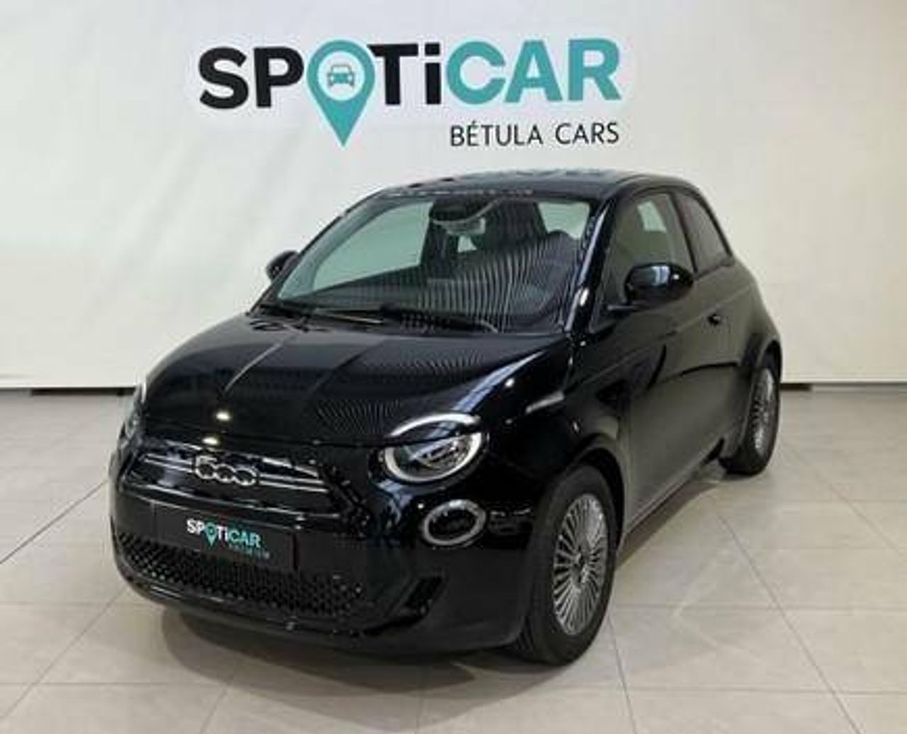 Conexion trasera usb  de segunda mano - fiat 500 2023 /