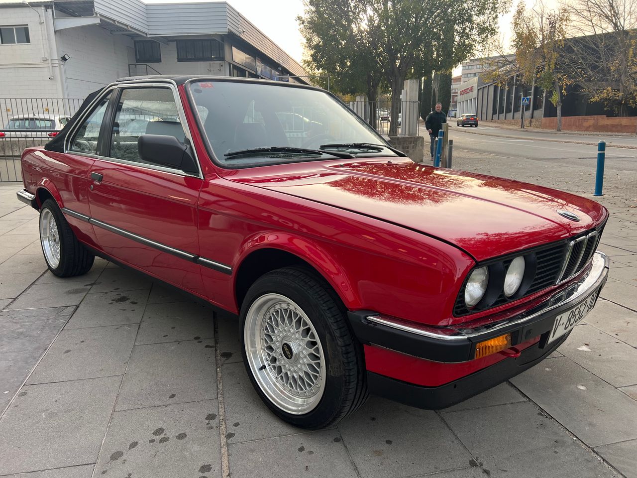 bmw serie 3 1986 / foto grande (2)