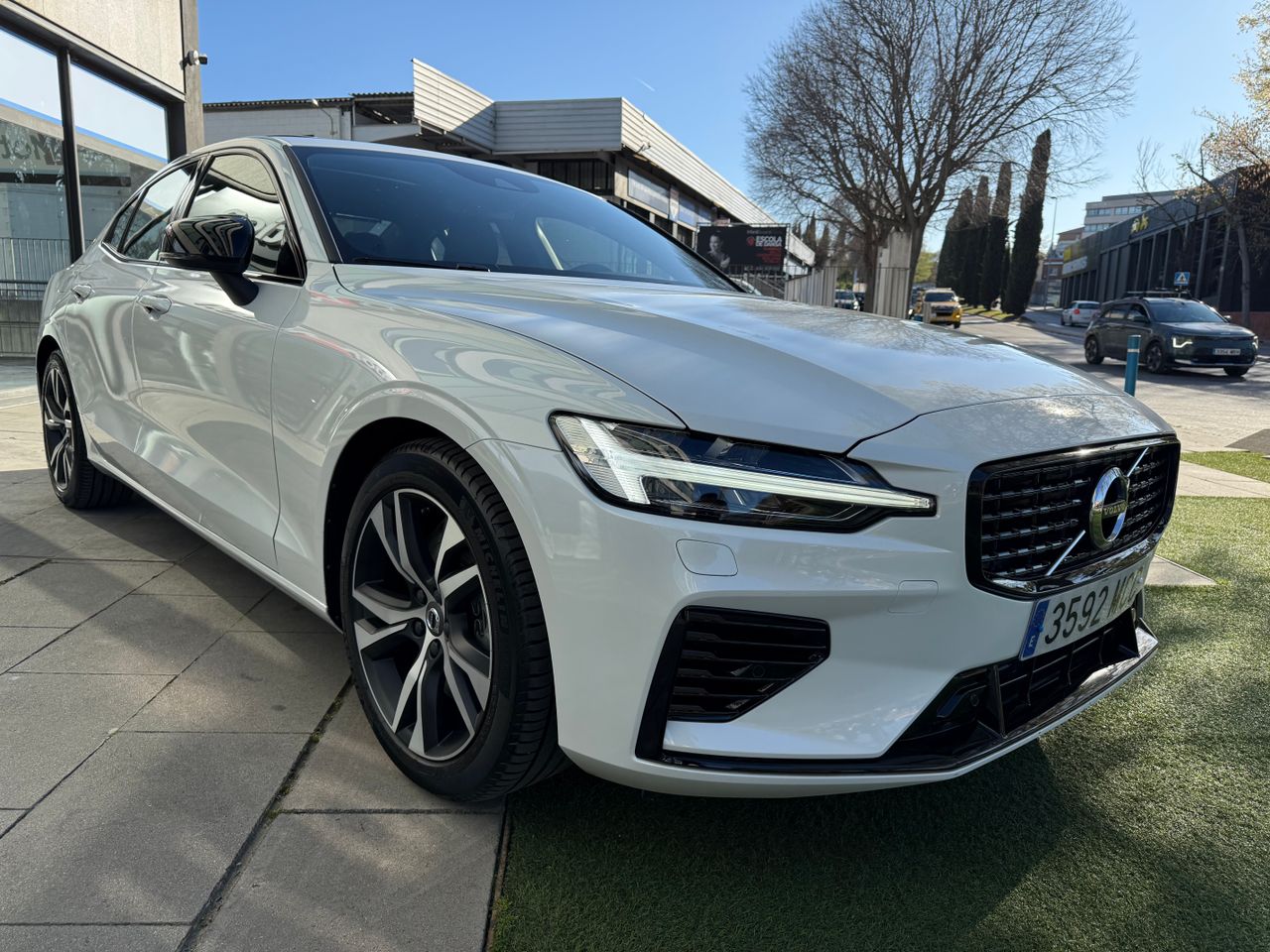 volvo s60 2023 / foto grande (3)