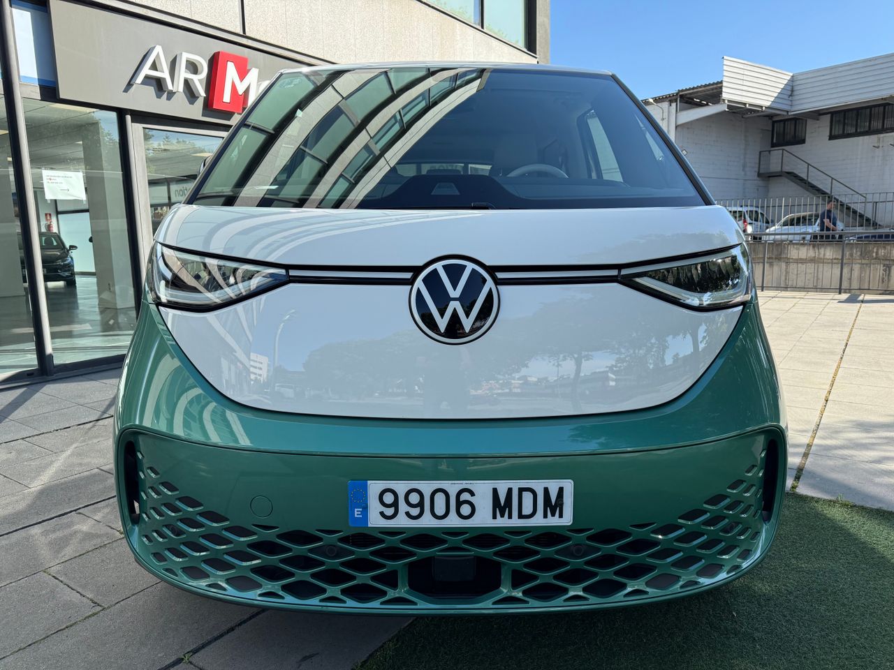 volkswagen id.buzz 2023 / foto grande (2)