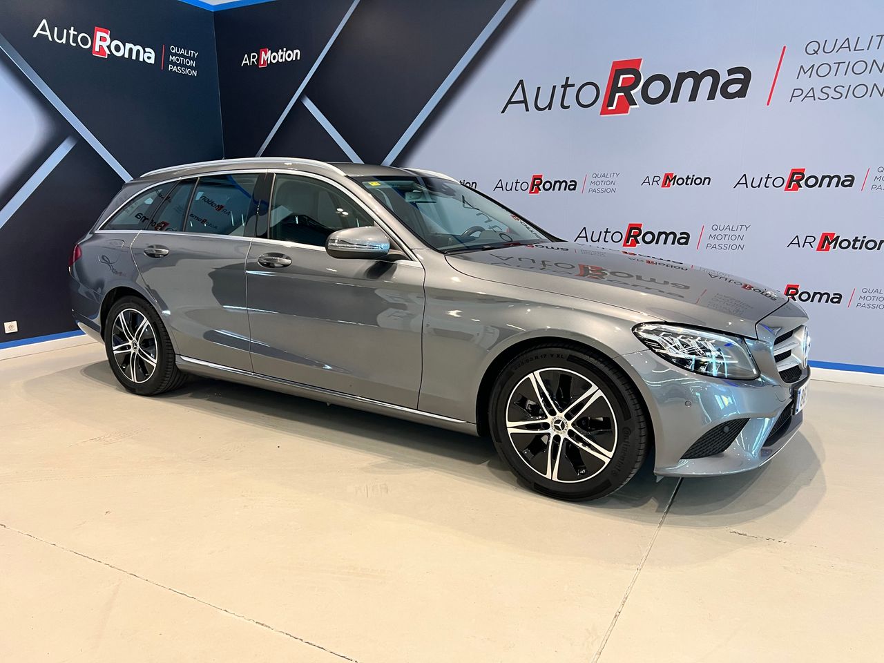 mercedes clase c 2021 / foto grande (2)