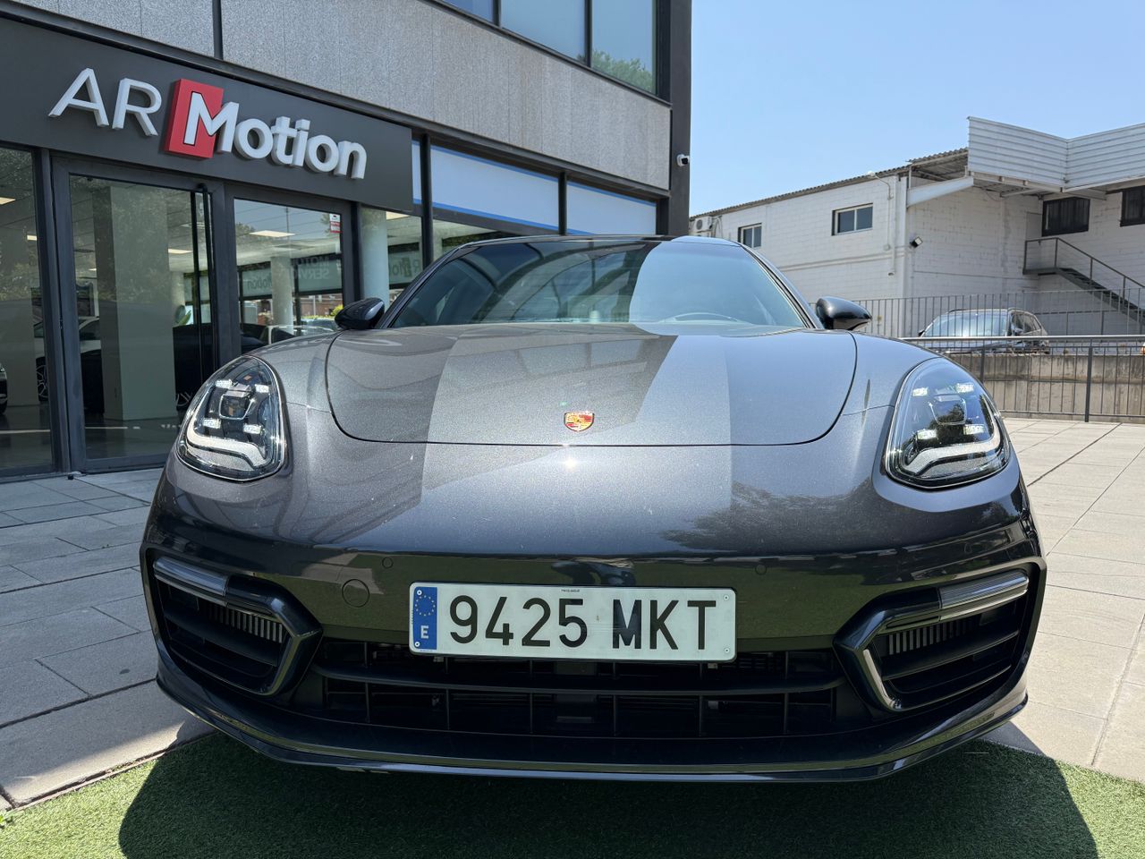 porsche panamera 2024 / foto grande (2)