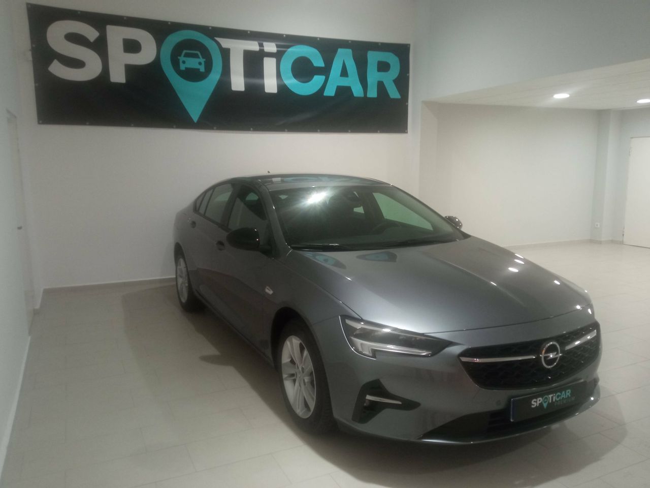 opel insignia  2021 / foto grande (3)
