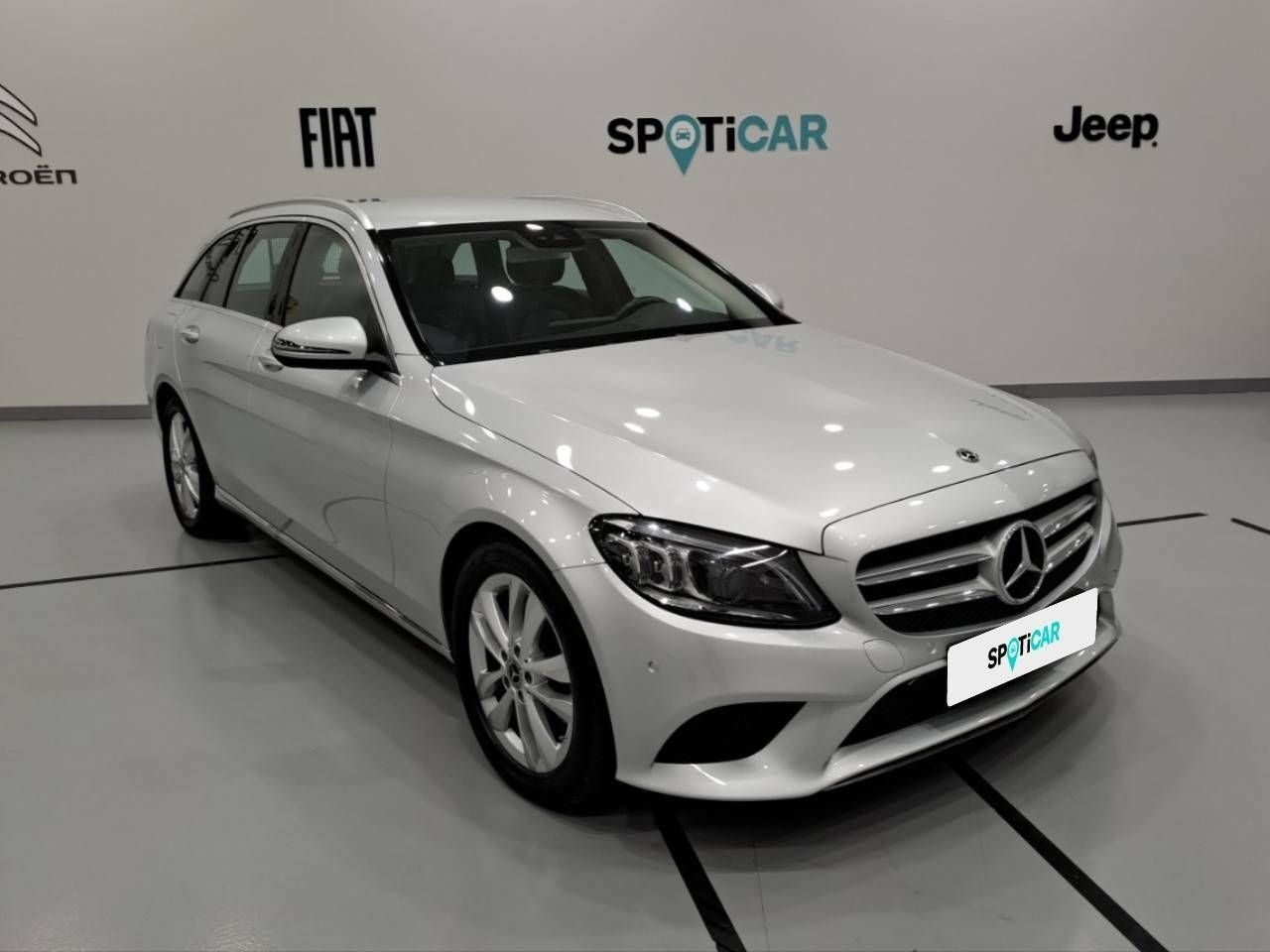 mercedes clase c 2018 / foto grande (3)