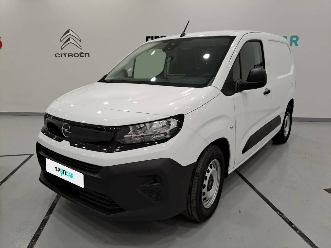 Combo cargo blanco 2023  de segunda mano - opel combo cargo 2025 /