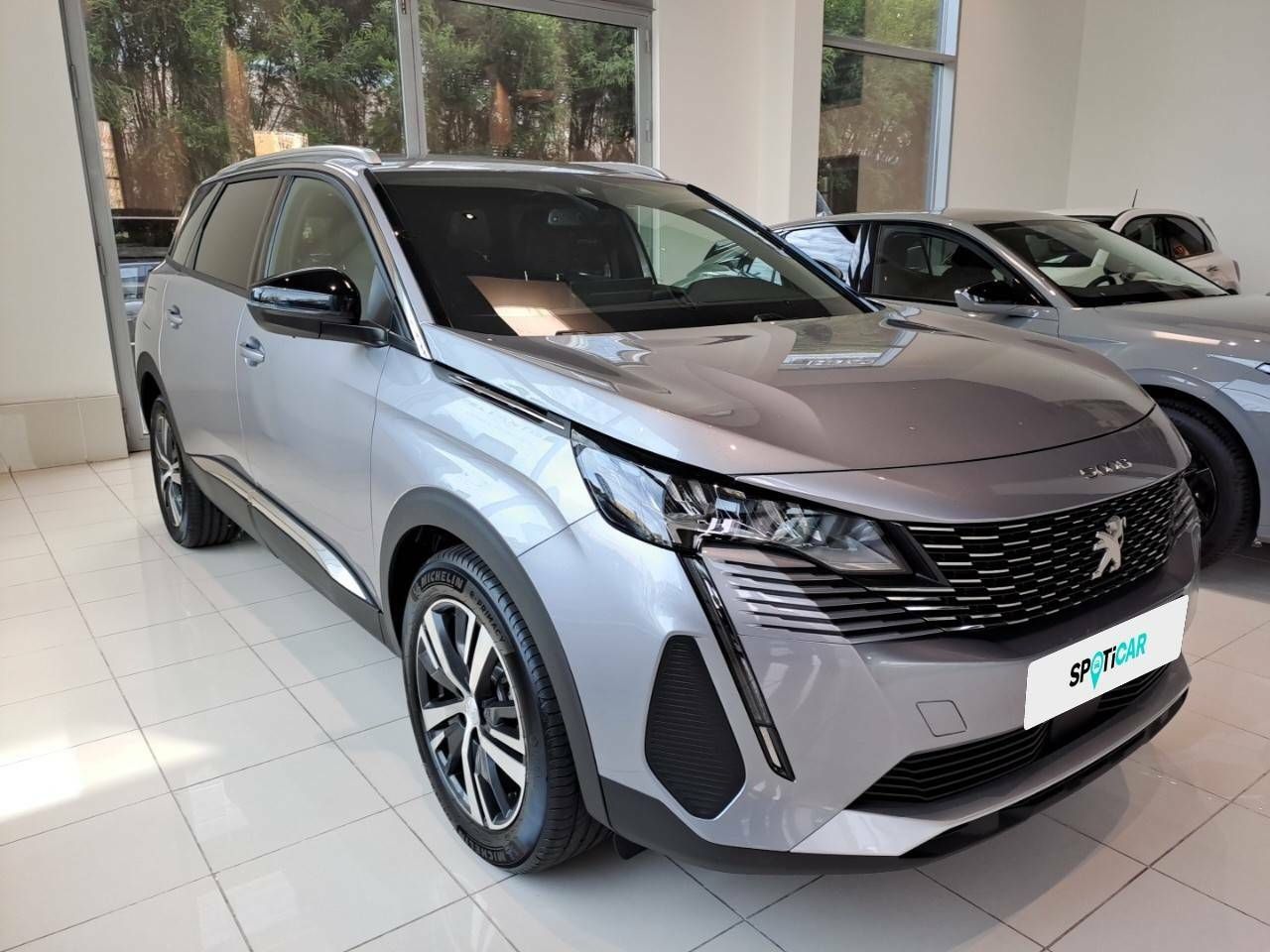 peugeot 5008 2024 / foto grande (3)