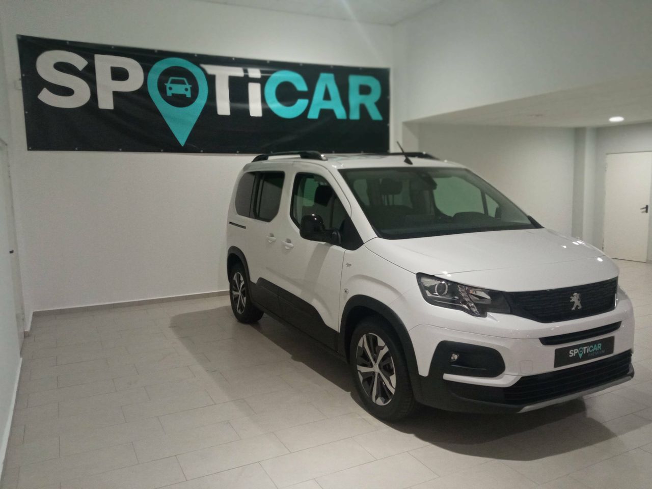 peugeot rifter 2023 / foto grande (3)