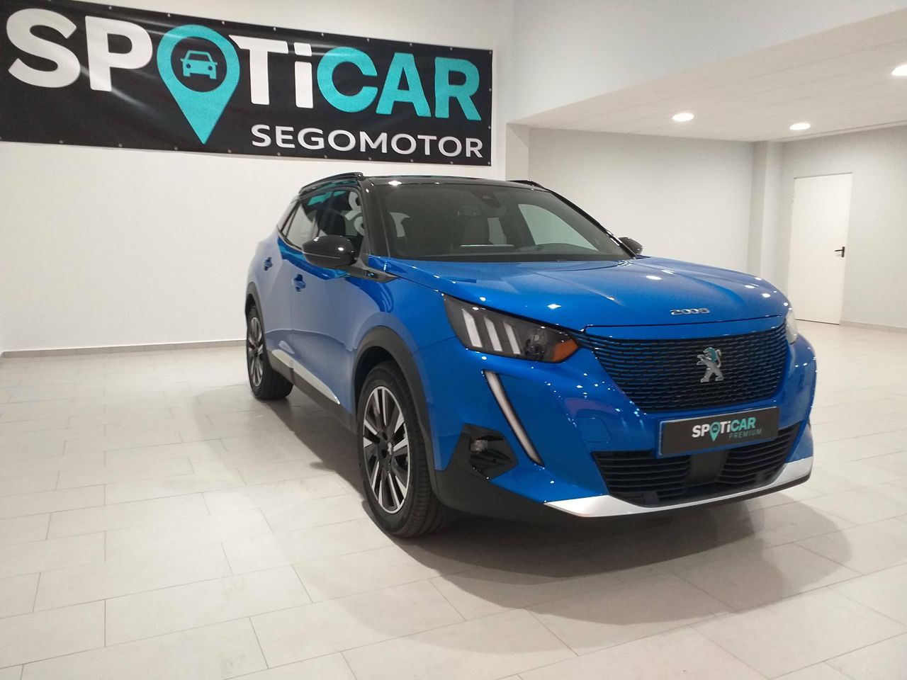peugeot 2008 2020 / foto grande (3)