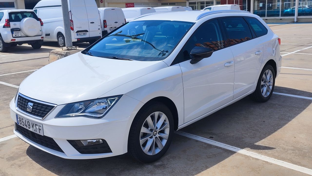 Seat alhambra 2017  de segunda mano - seat leon 2017 /