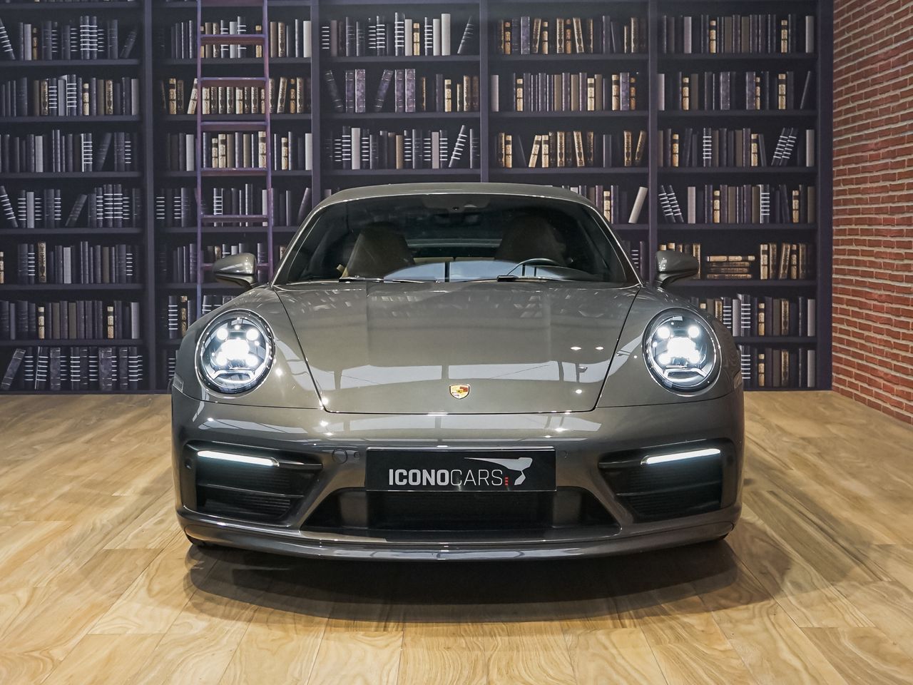 porsche 911 2022 / foto grande (3)