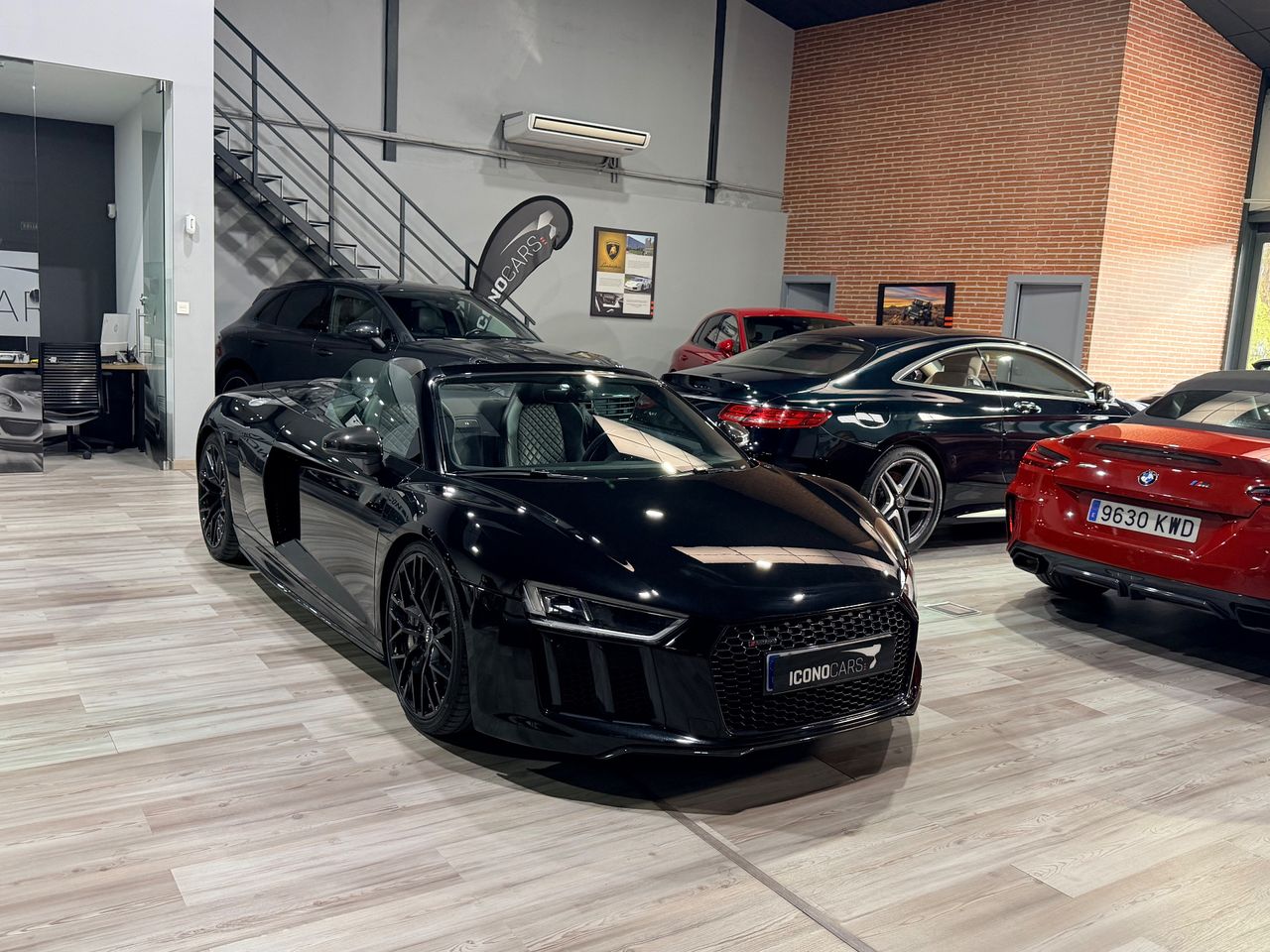 Audi R8 Spyder 5.2 FSI V10 plus 449 kW