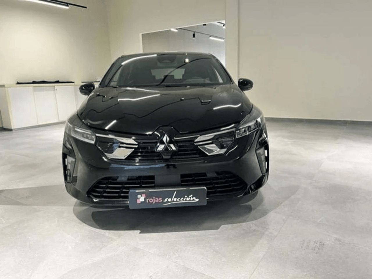 mitsubishi colt 2023 / foto grande (3)