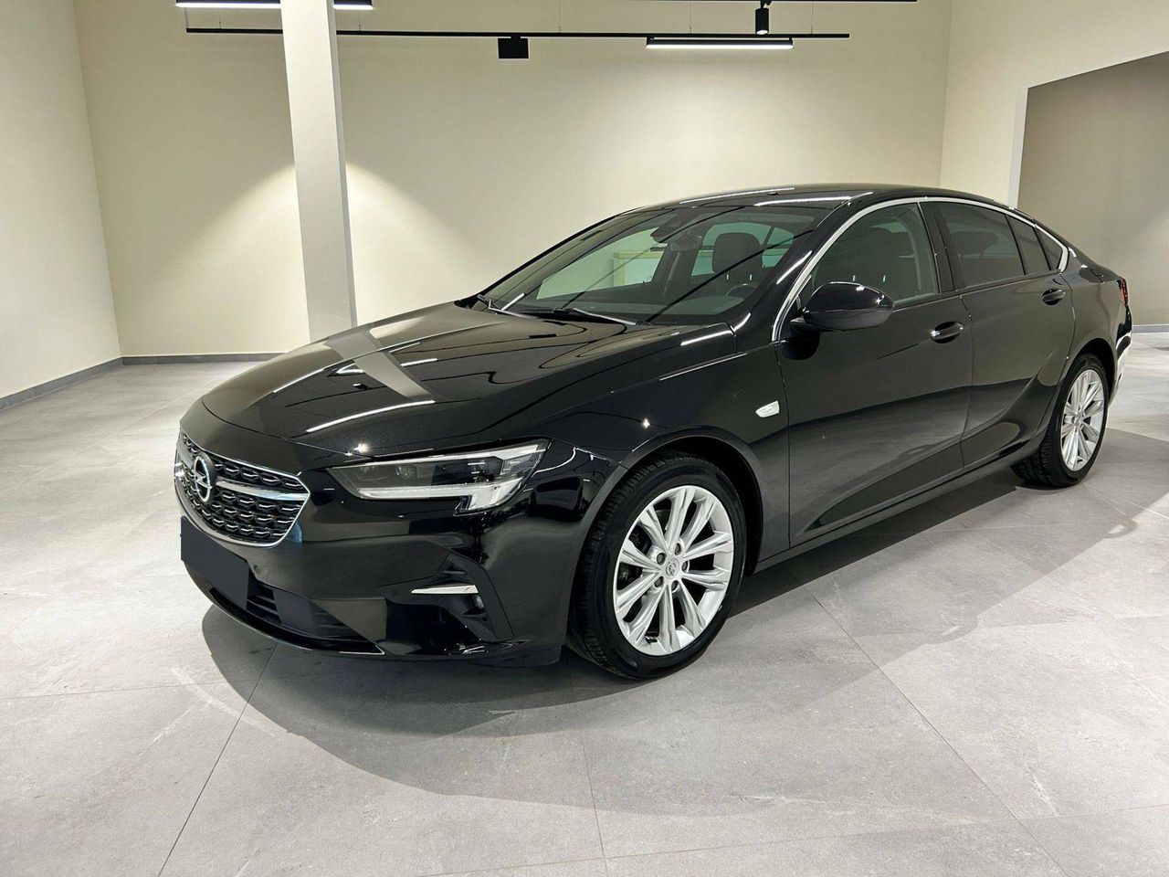 Opel insignia 2020 plata  de segunda mano - opel insignia  2020 /