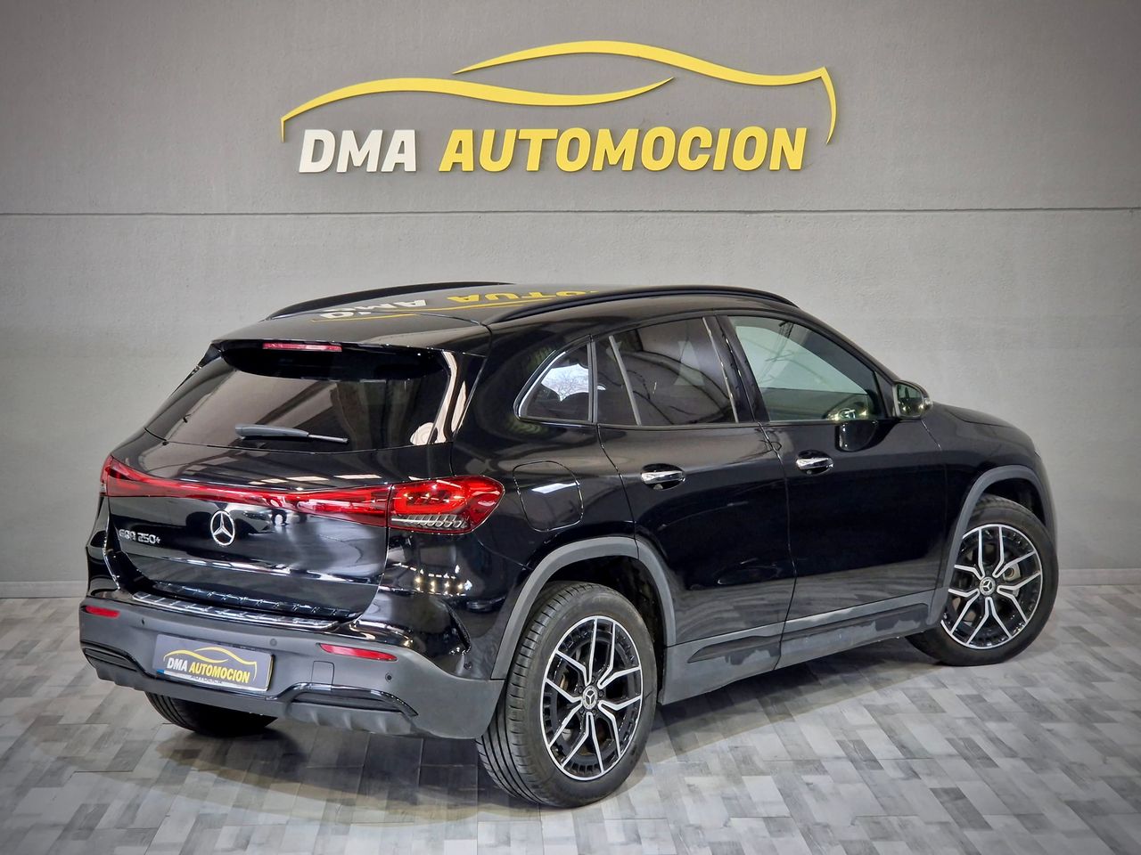 mercedes eqa 2023 / foto grande (3)