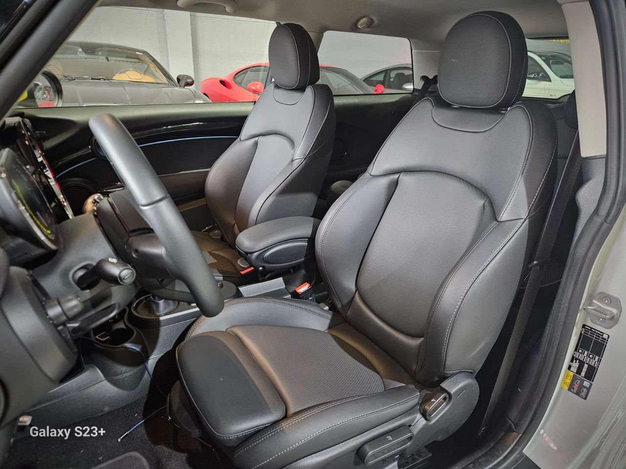 mini mini 2022 / foto grande (2)