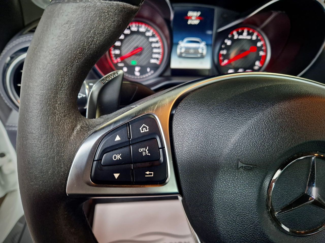 Mercedes AMG-GT  S. - Foto 12