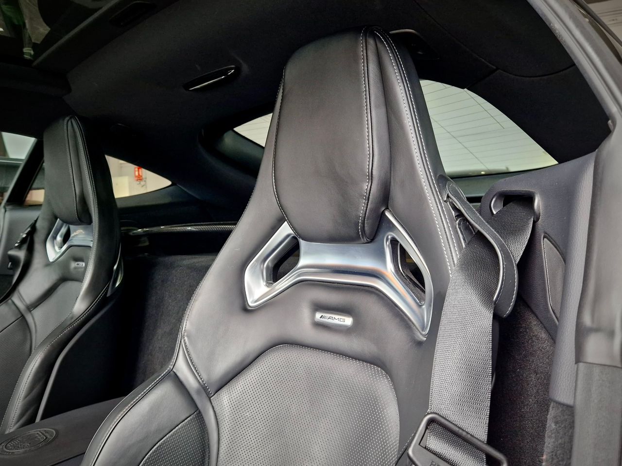 Mercedes AMG-GT  S.  - Foto 4