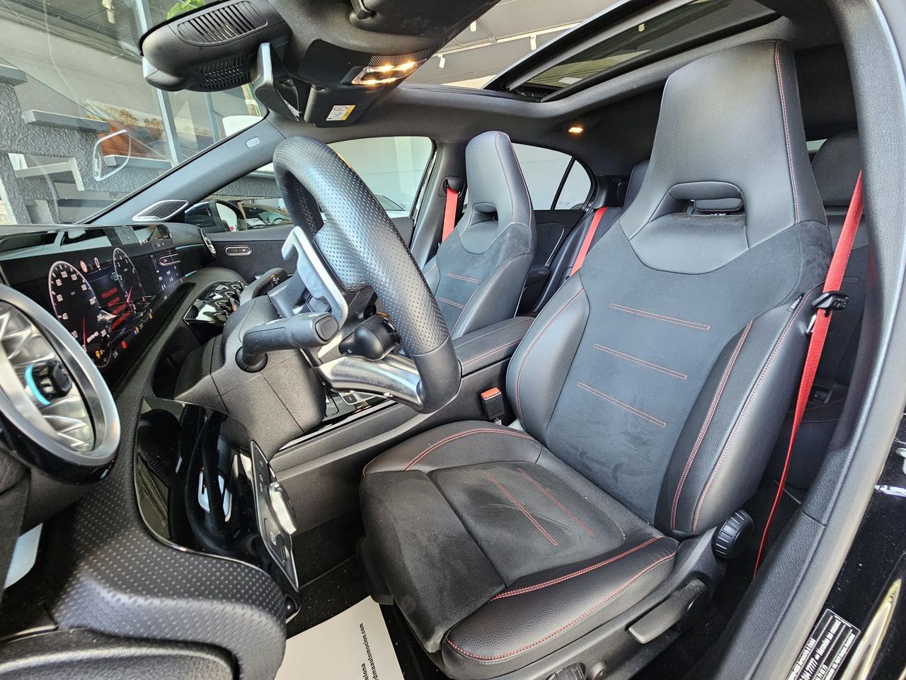 mercedes clase a 2023 / foto grande (2)