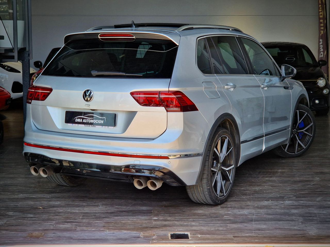 Volkswagen Tiguan R  - Foto 24