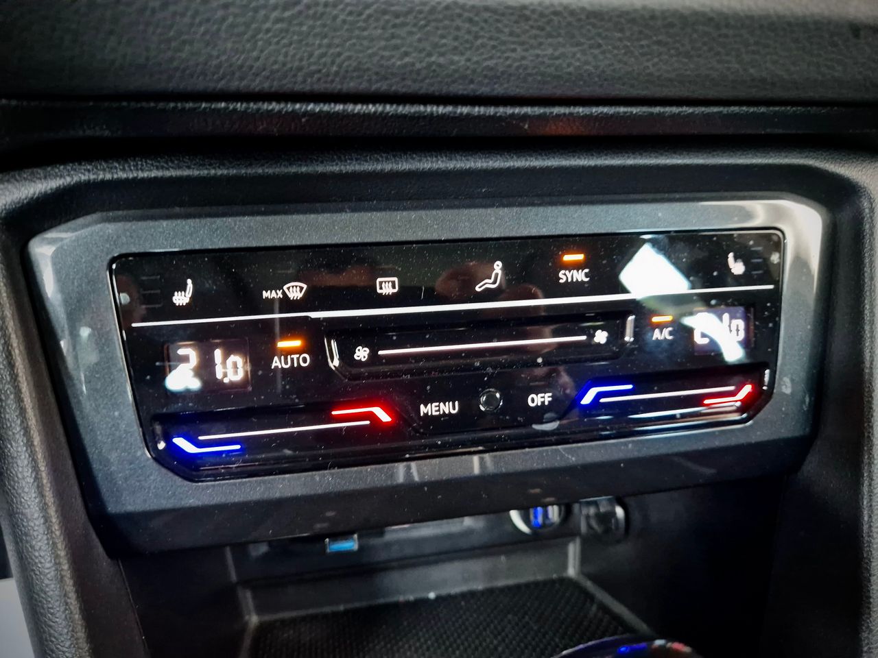 Volkswagen Tiguan R  - Foto 18