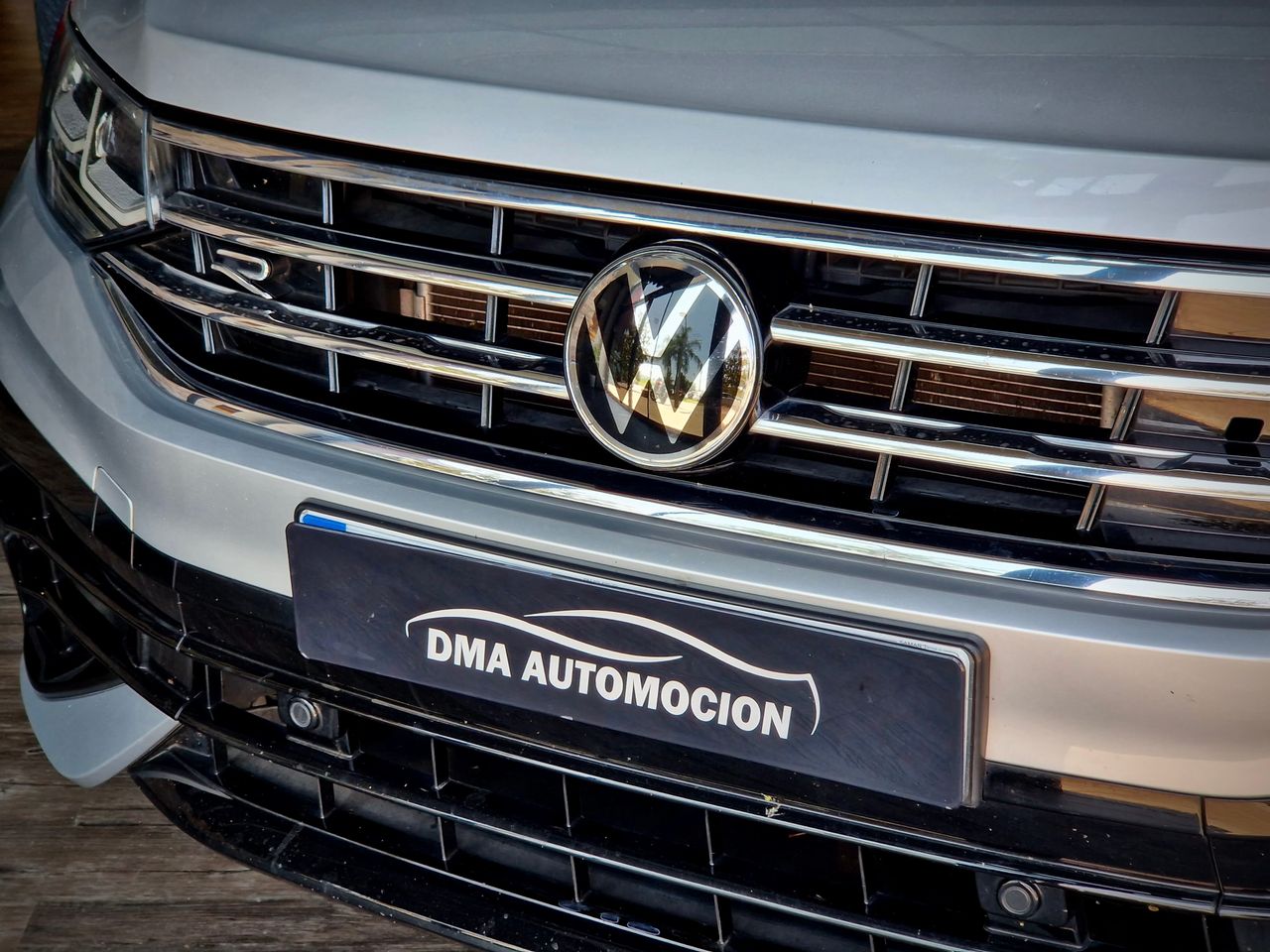 Volkswagen Tiguan R  - Foto 12