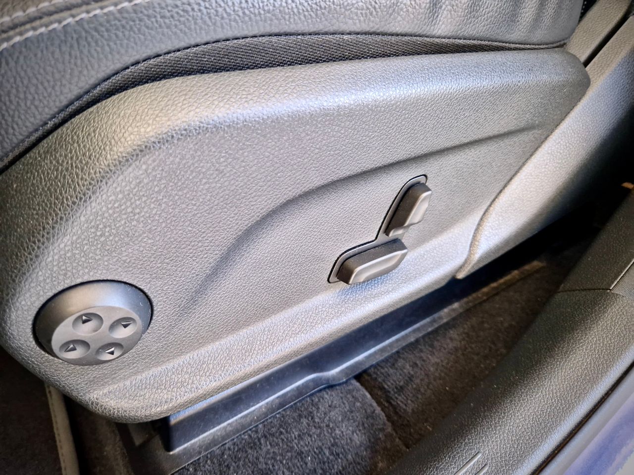 Mercedes Clase GLC 300 E 4MATIC  - Foto 24