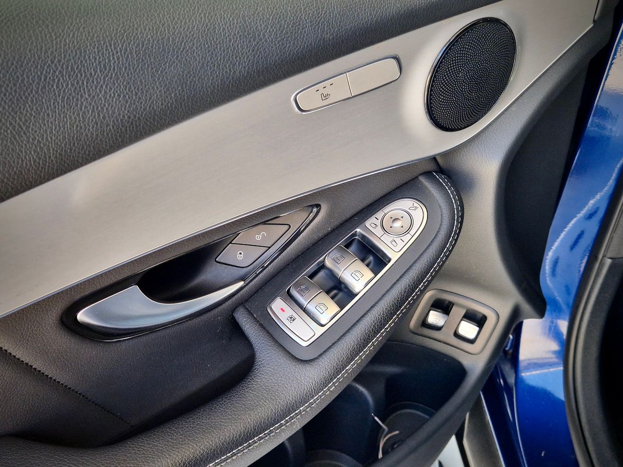 Mercedes Clase GLC 300 E 4MATIC  - Foto 23