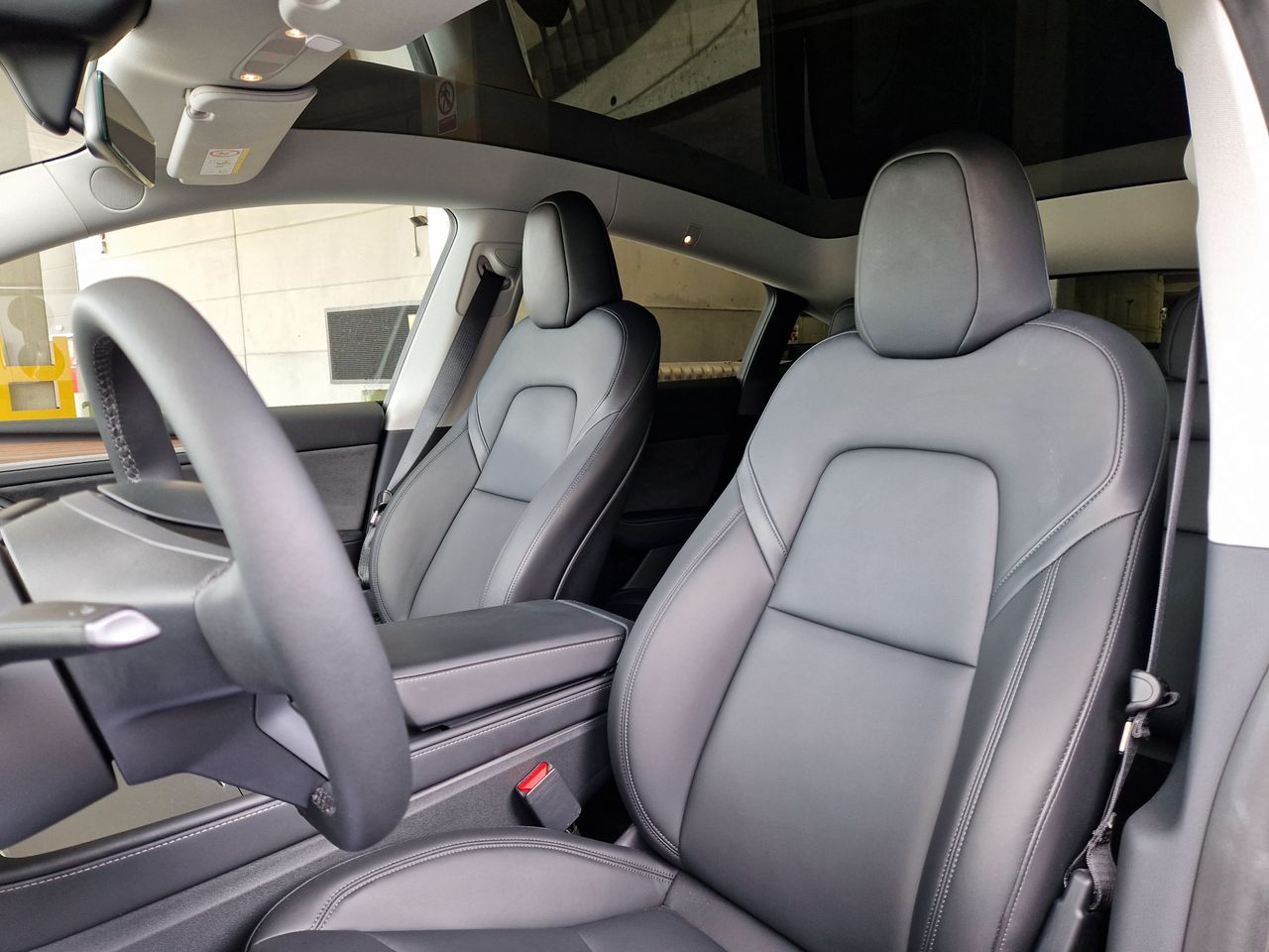 tesla model y 2024 / foto grande (2)