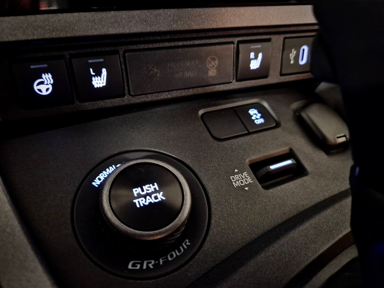 Toyota GR Yaris .GR-FOUR - Foto 20