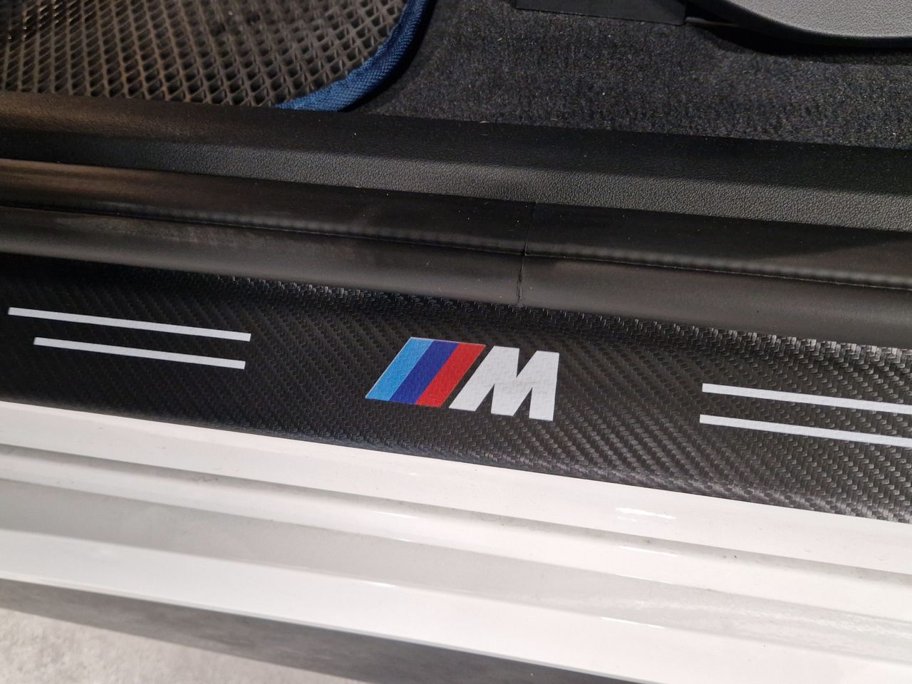 BMW iX1 xDrive30e  - Foto 10