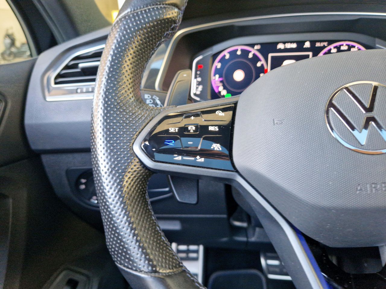 Volkswagen Tiguan R - Foto 9