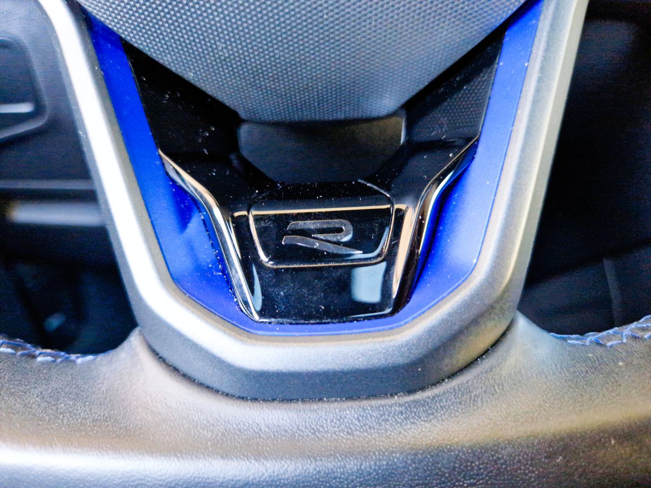 Volkswagen Tiguan R - Foto 12