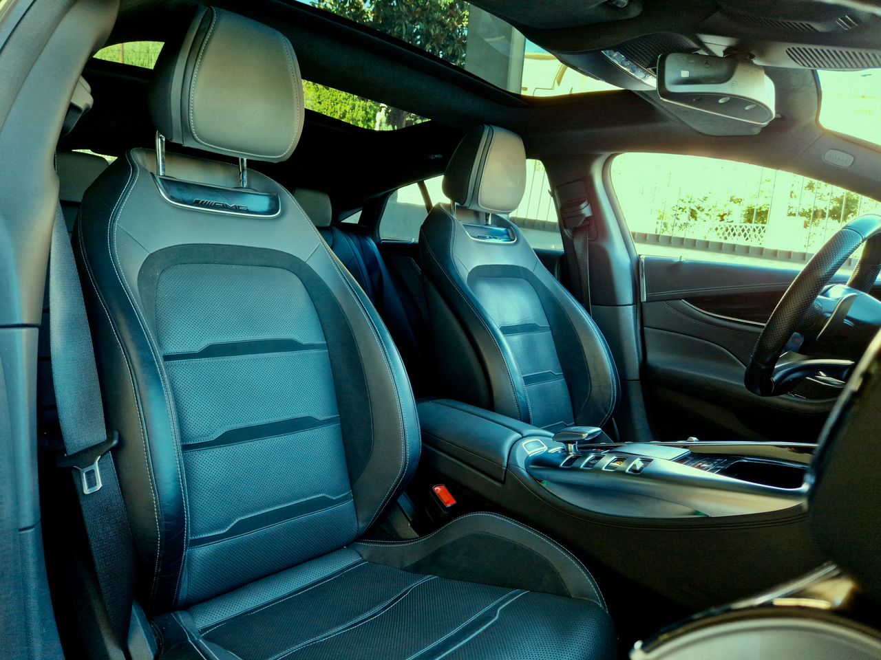 Mercedes AMG-GT  43 4MATIC  - Foto 8