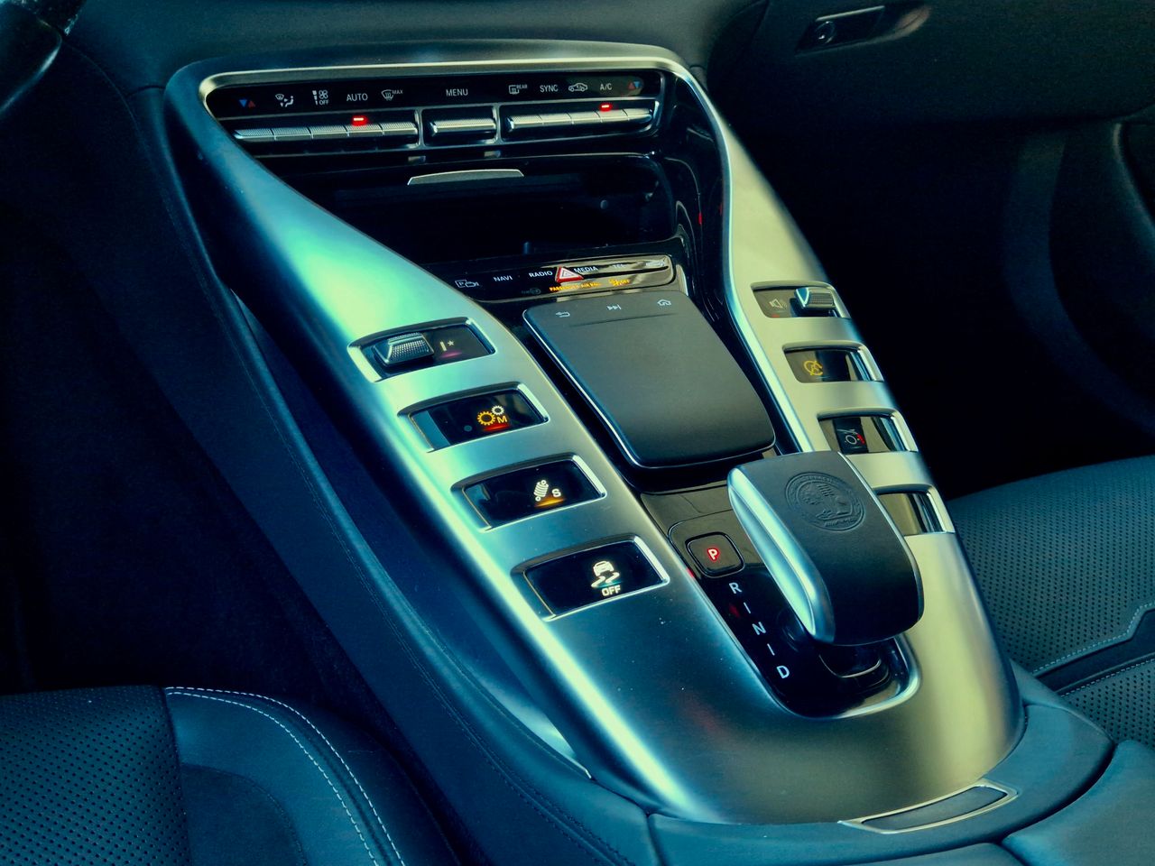 Mercedes AMG-GT  43 4MATIC  - Foto 24