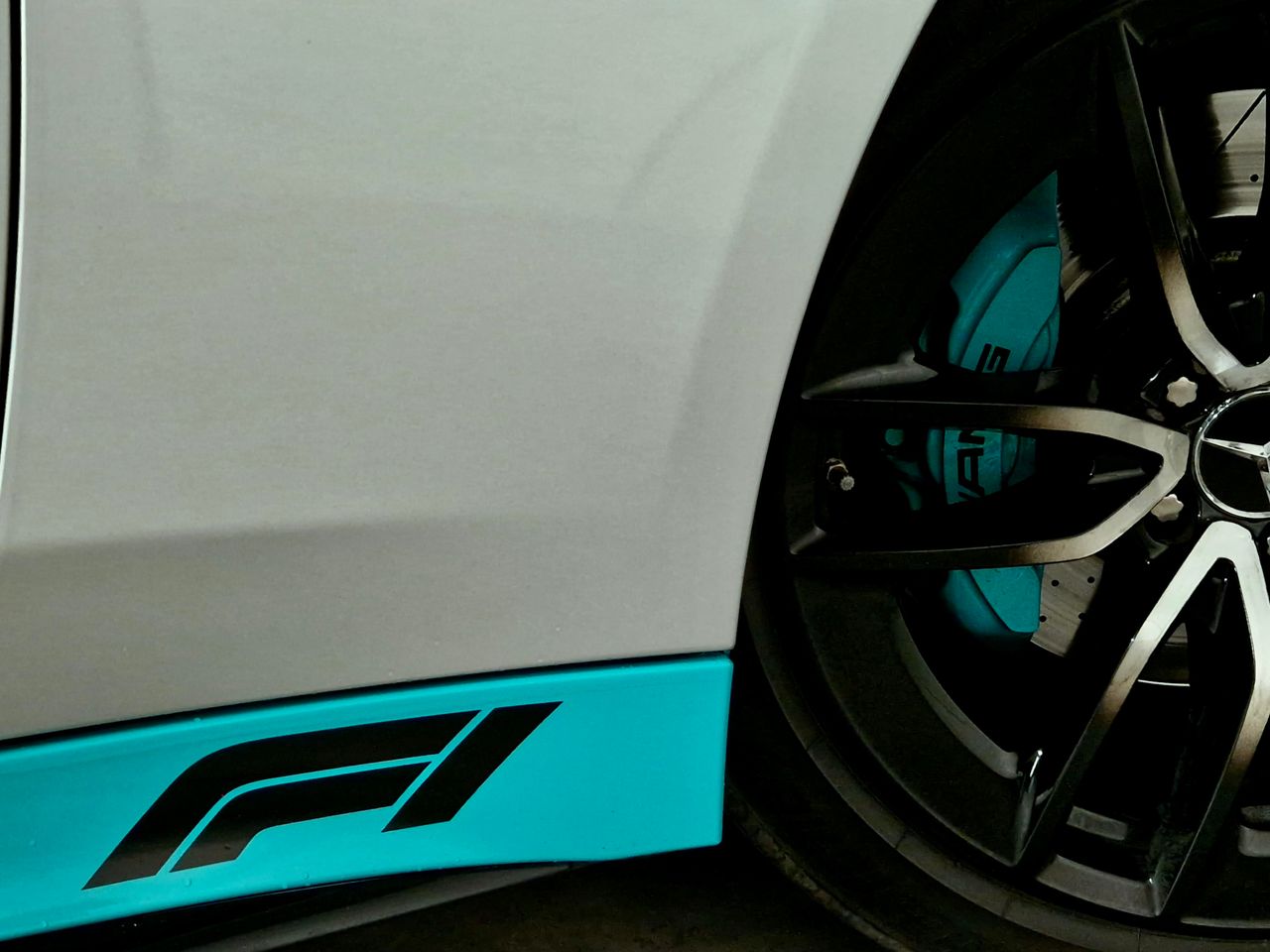 Mercedes AMG-GT  43 4MATIC  - Foto 18