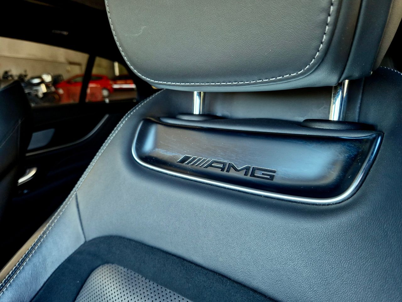 Mercedes AMG-GT  43 4MATIC  - Foto 31