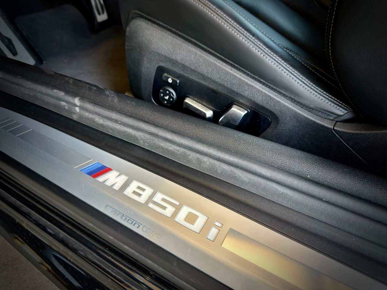 BMW Serie 8 850i Xdrive - Foto 21