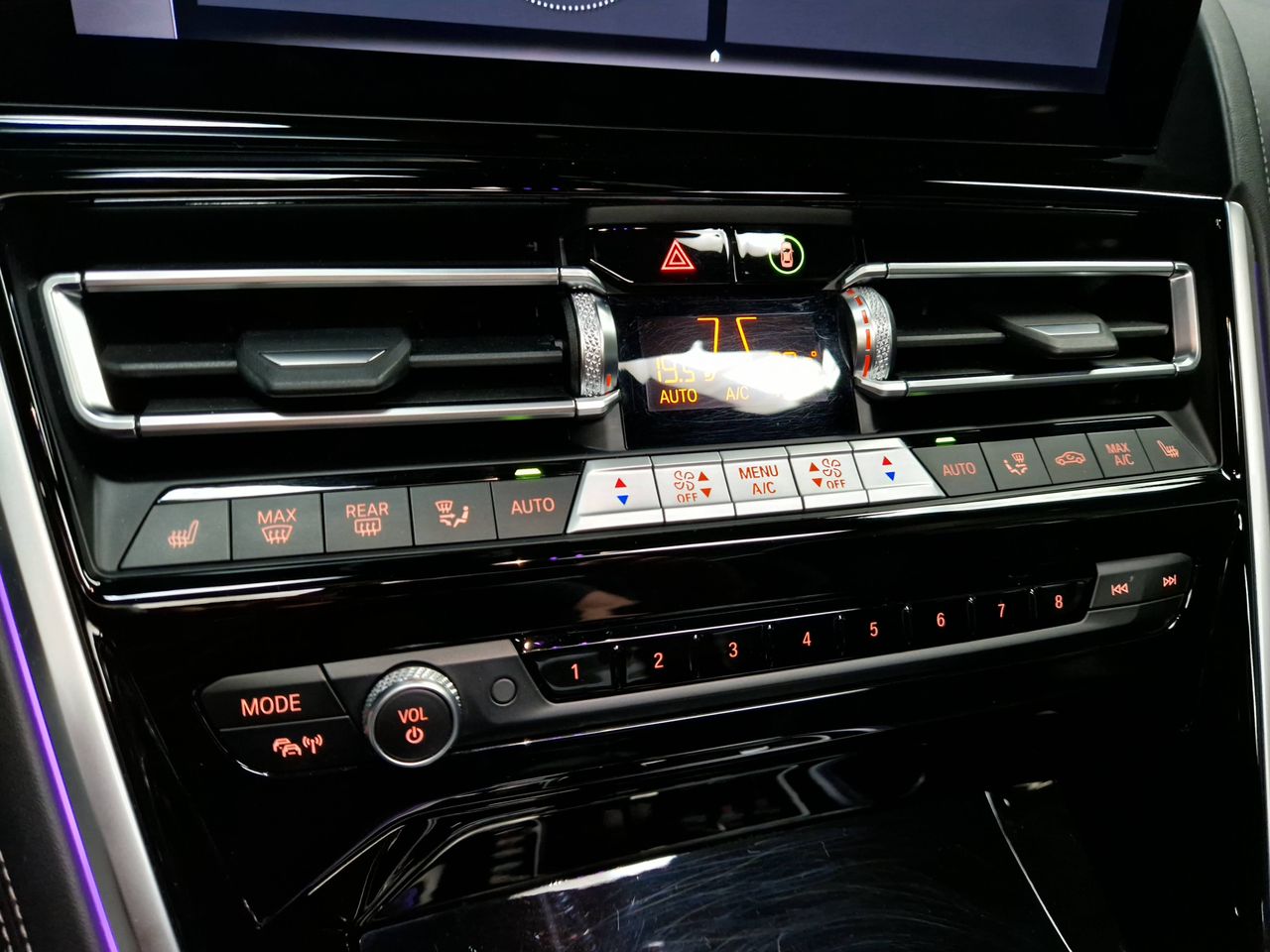 BMW Serie 8 850i Xdrive  - Foto 21