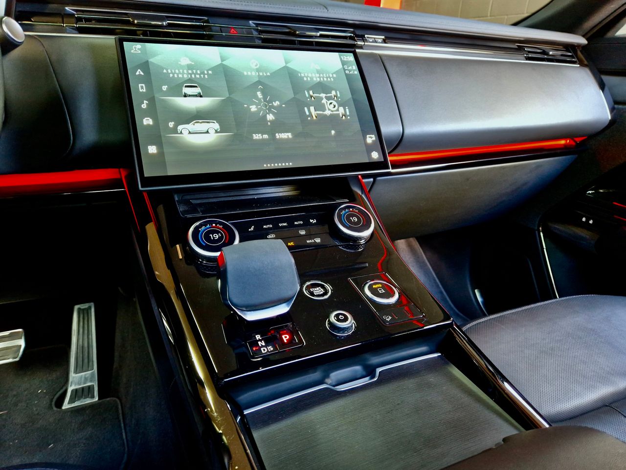 Land-Rover Range Rover Sport Dynamic SE - Foto 16