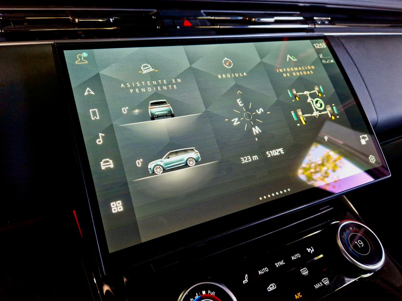 Land-Rover Range Rover Sport Dynamic SE  - Foto 17