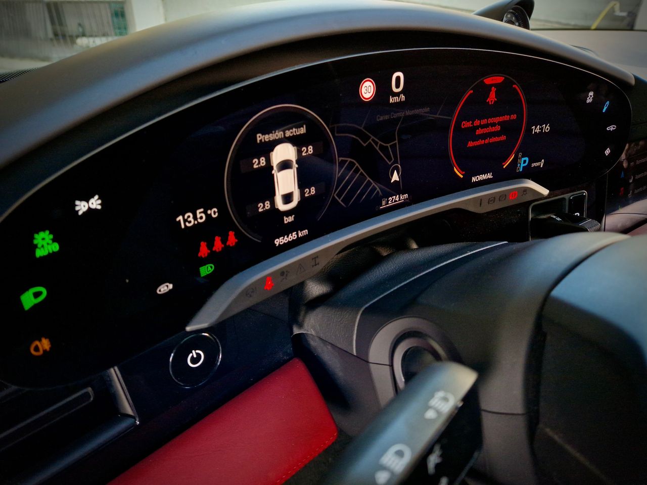 Porsche Taycan TURBO - Foto 30