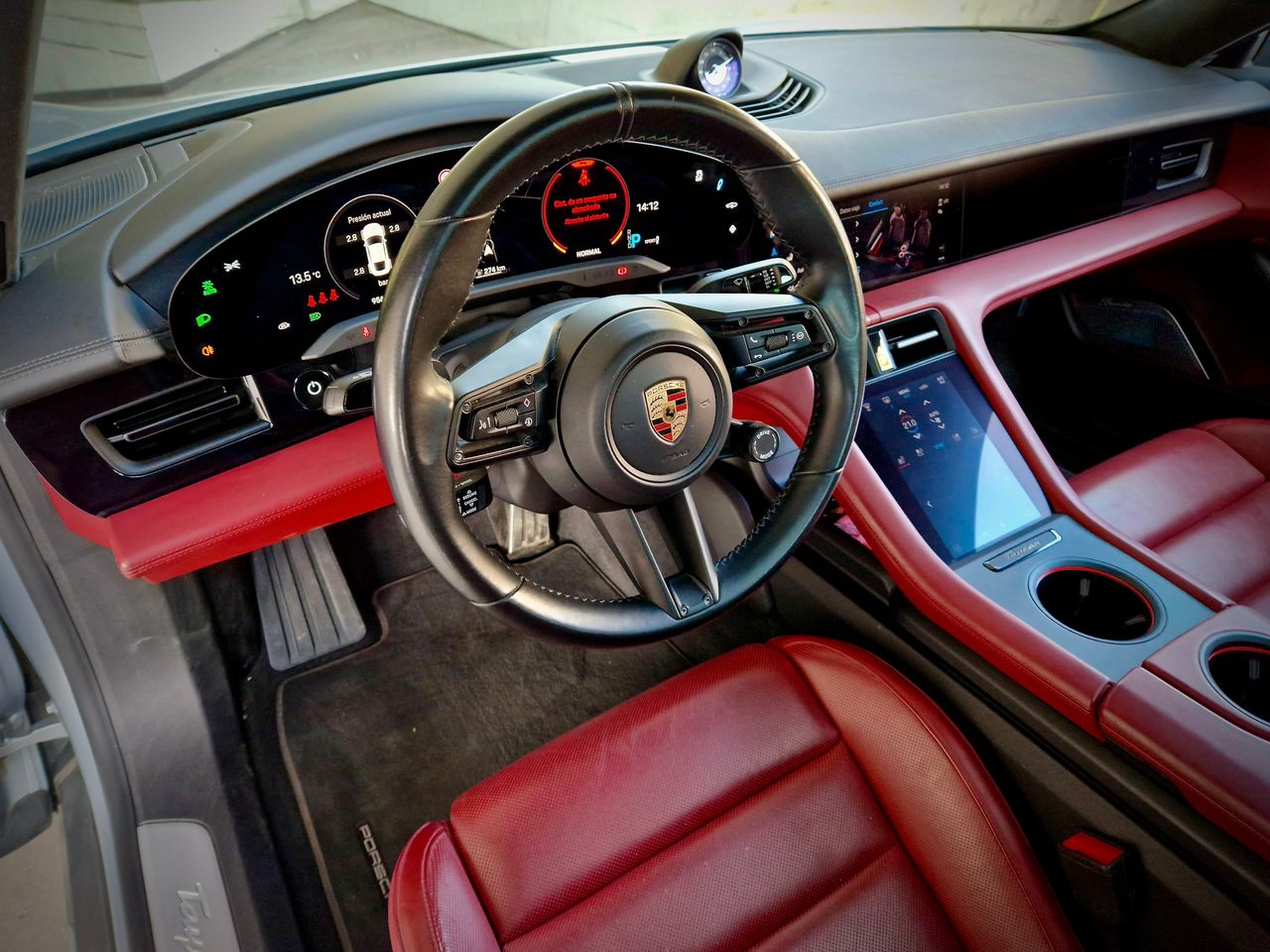 Porsche Taycan TURBO - Foto 6