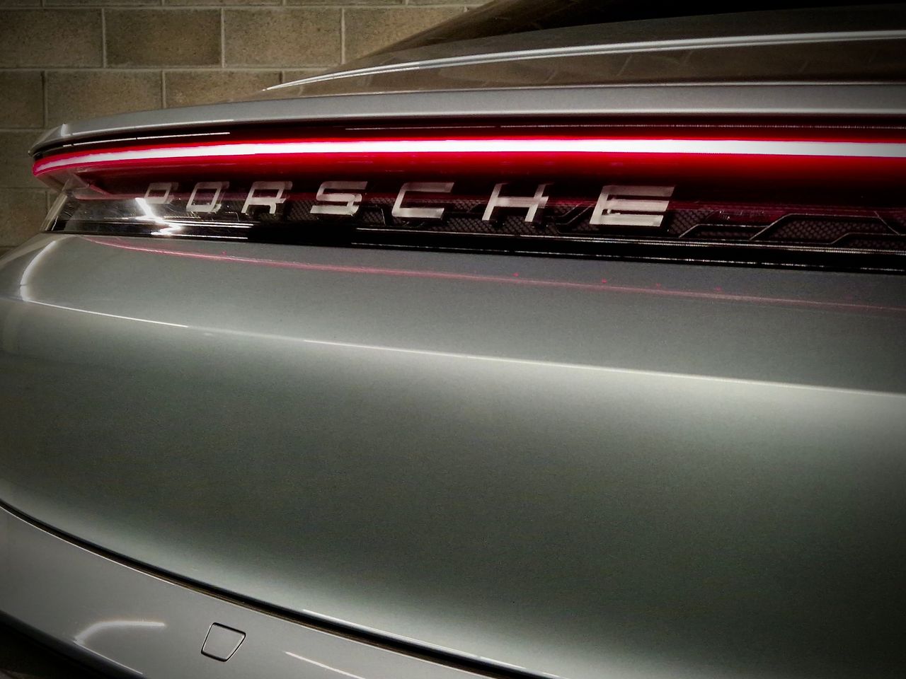 Porsche Taycan TURBO - Foto 21