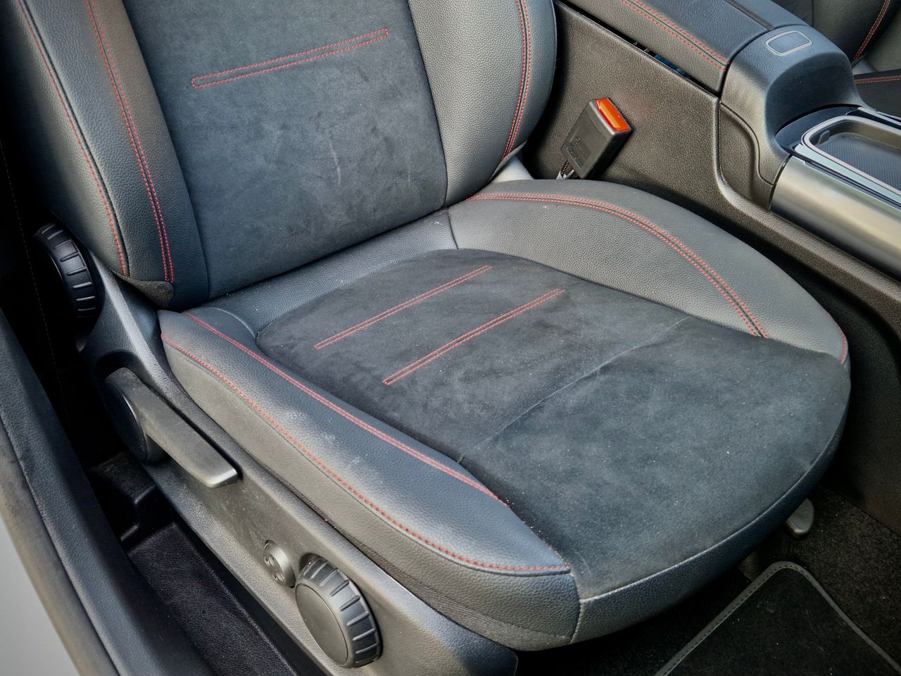 Mercedes GLA 250e - Foto 12