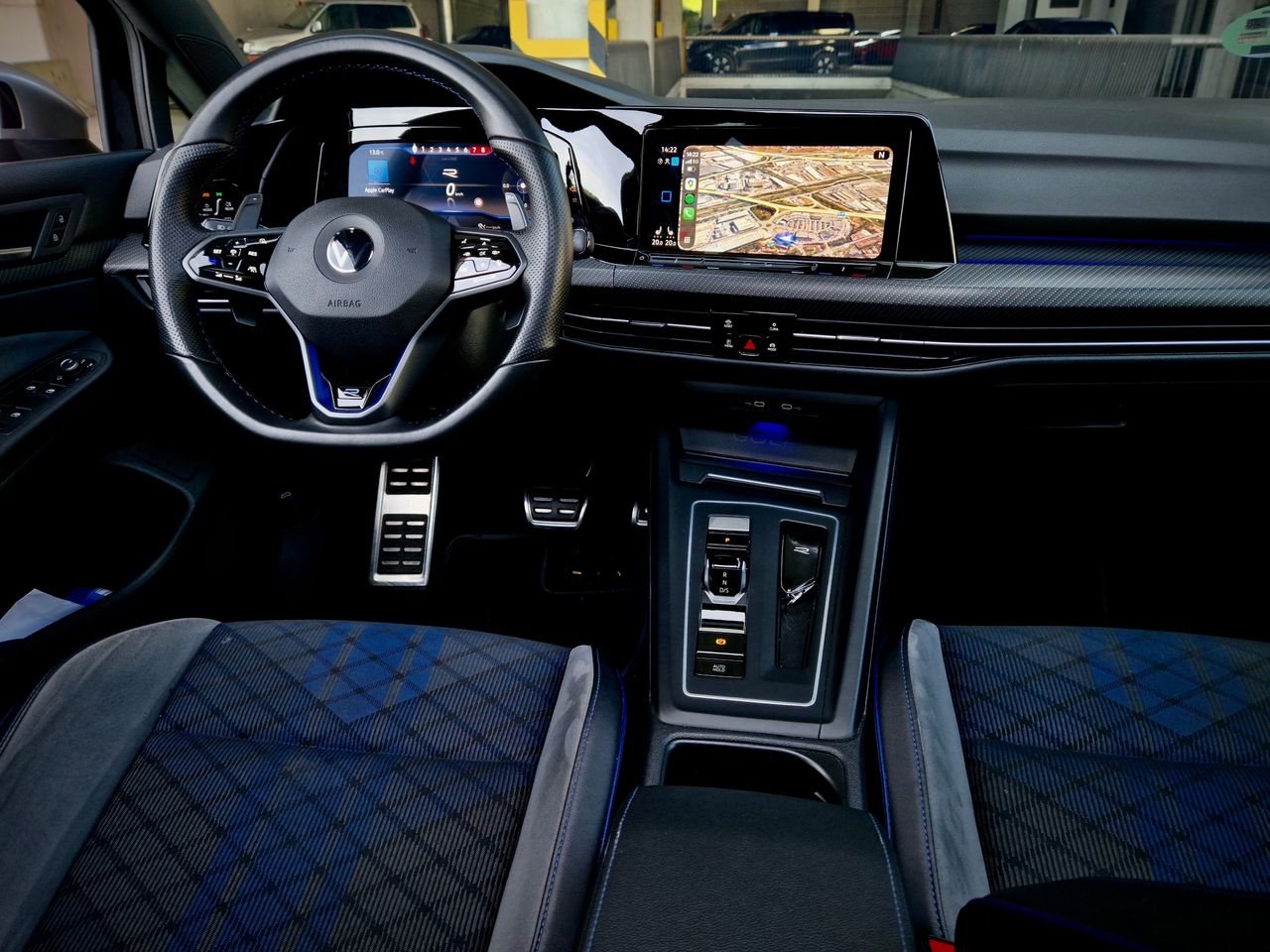 Volkswagen Golf R - Foto 21