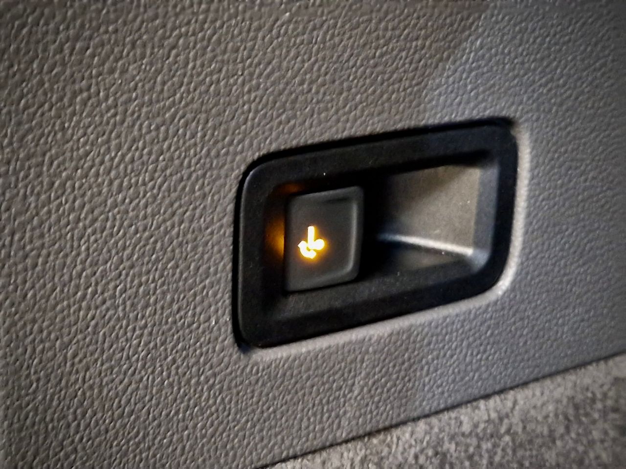 Volkswagen Multivan Style - Foto 32