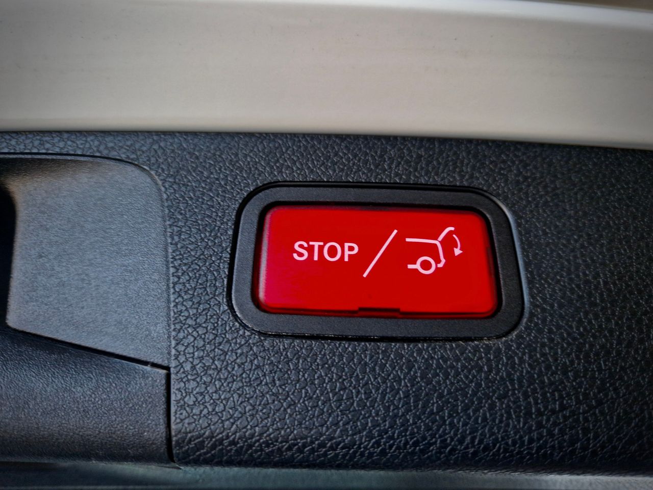 Mercedes Clase E 300e - Foto 22